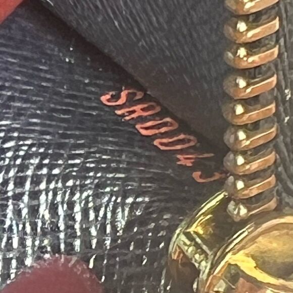 LOUIS VUITTON VINTAGE SARAH EPI LEATHER BLACK WALLET - EXCELLENT CONDITION - Picture 12 of 12